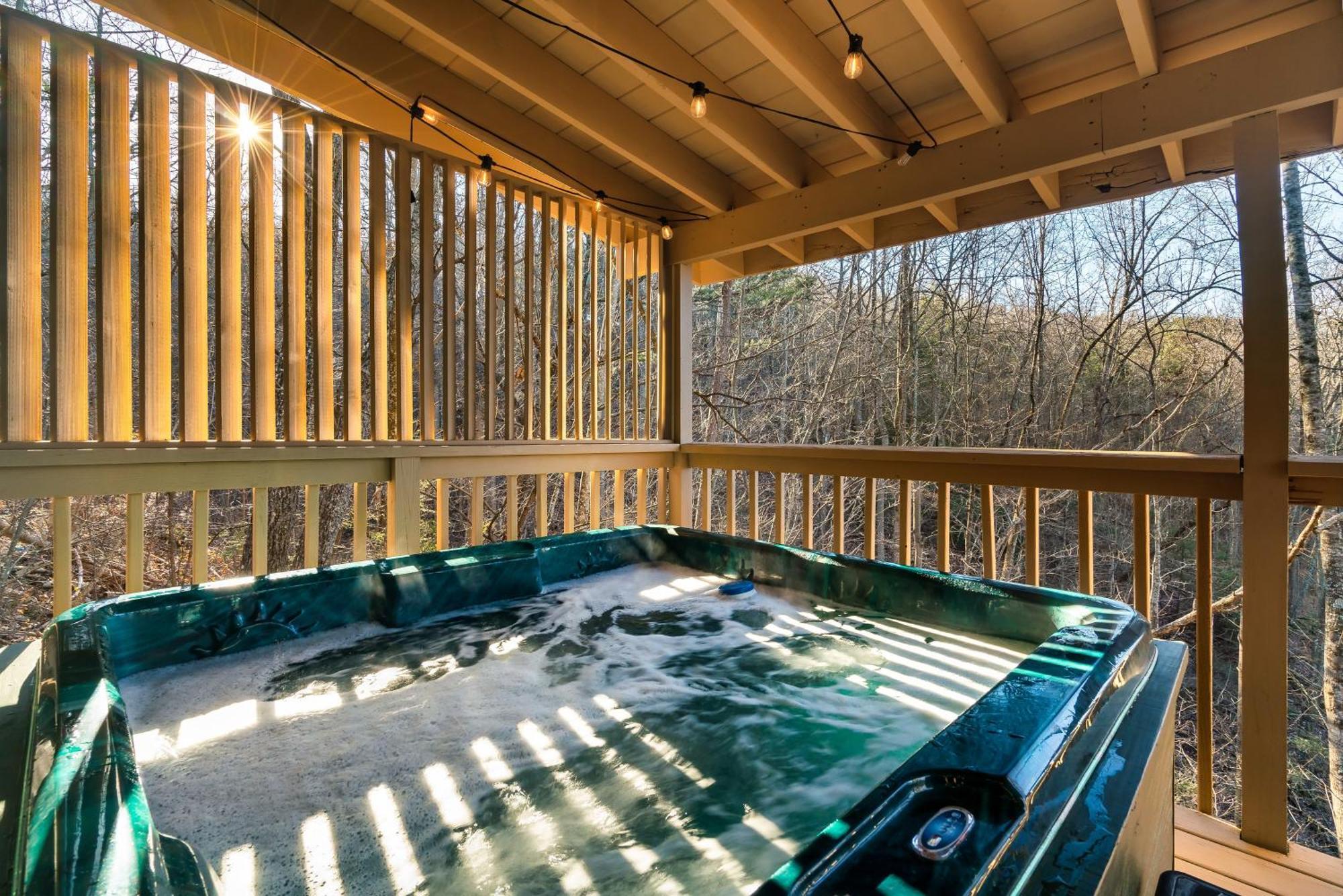 Cabin With Spectacular View With Hot Tub In The Smoky Mtns 塞维尔维尔 外观 照片